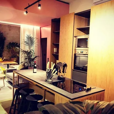 Lorry - Converted Townhouse Tatil Evi Sliema